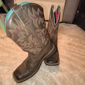 Square toe Ariat boots